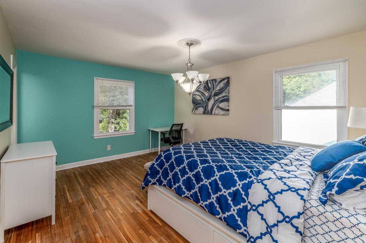 שרלוט Centrally Located Spacious Abode מראה חיצוני תמונה